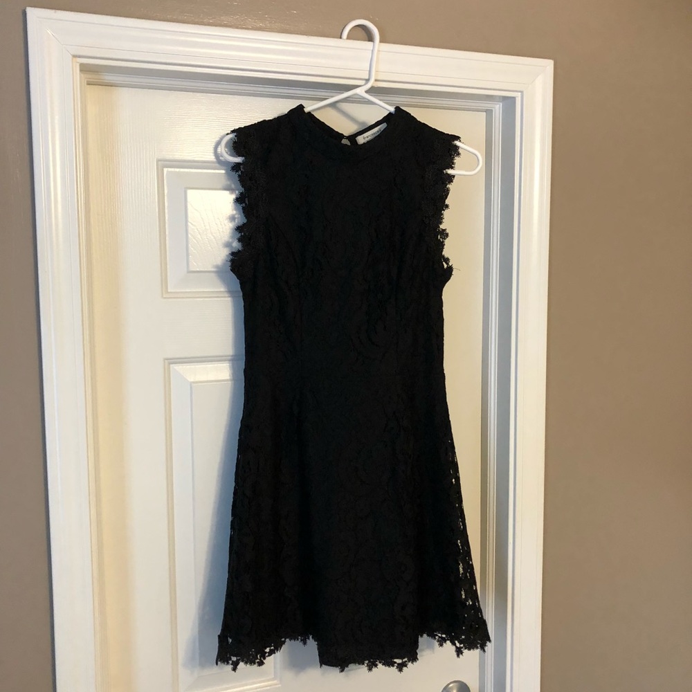 Black Sleeveless Open Back Dress